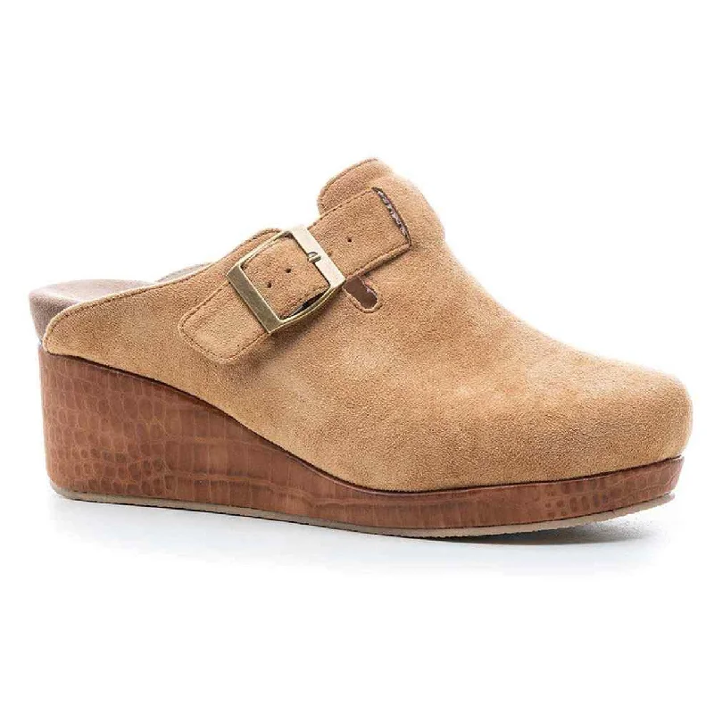 Corkys Women's Banks Slip On Wedge Clog -  Wheat Suede 90-9952