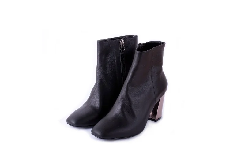 Erika Boots (Black)