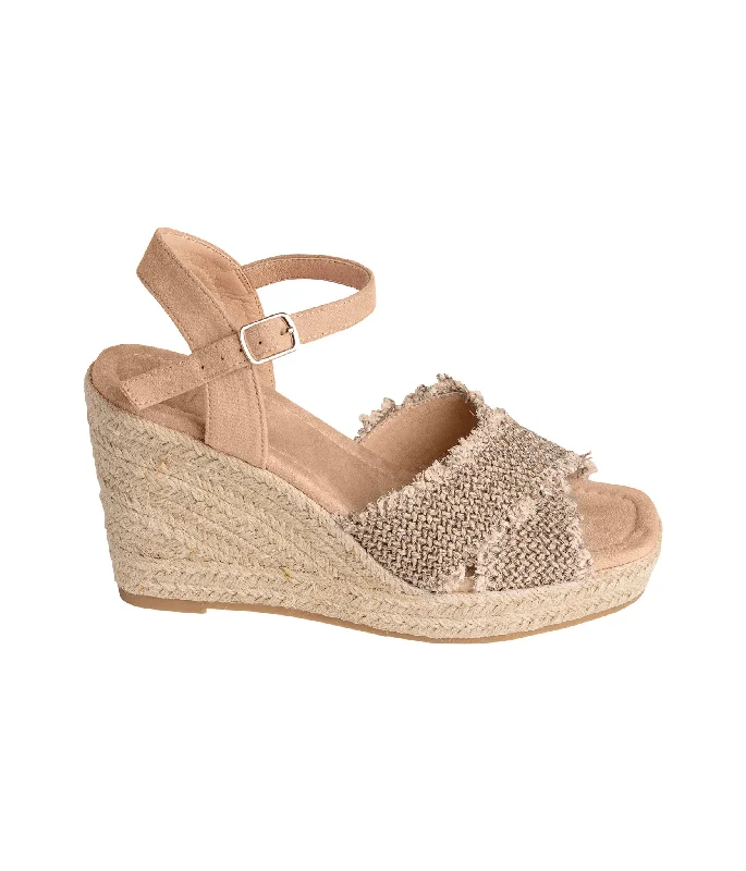 Elinor Wedge in Taupe