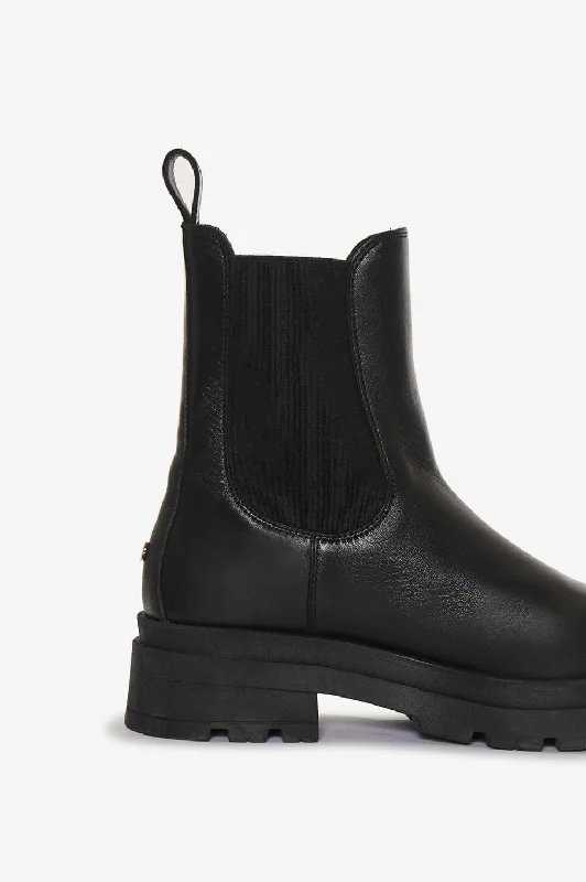 Justine Boots - Black