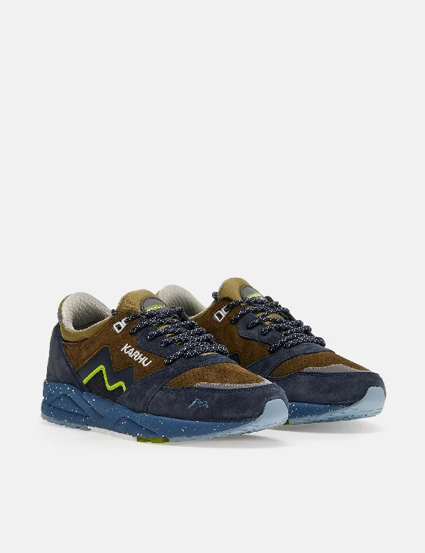 Karhu Aria 95 Trainers - India Ink/Dark Olive