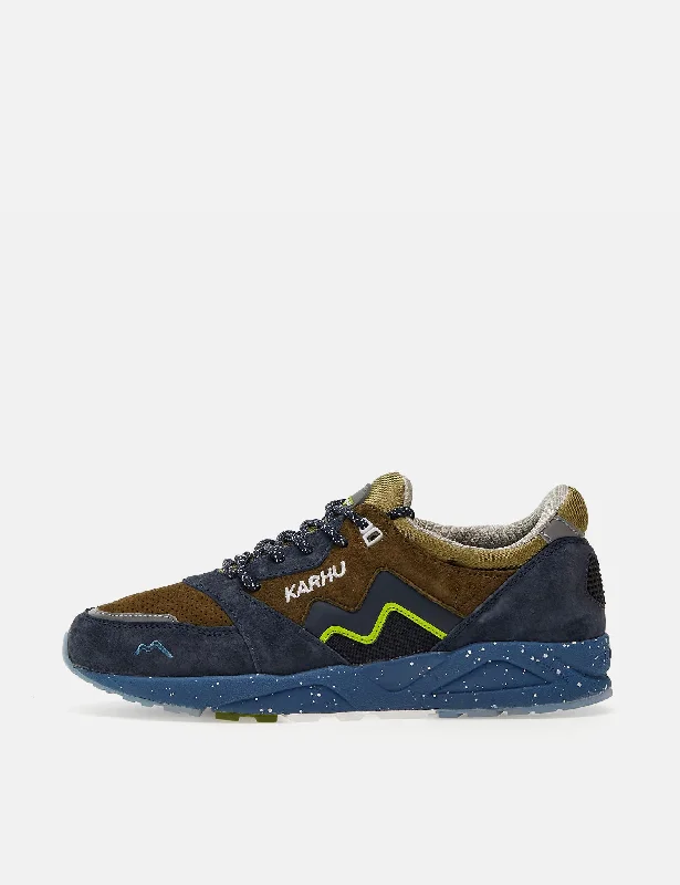 Karhu Aria 95 Trainers - India Ink/Dark Olive