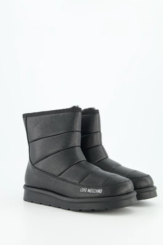 Women's Love Moschino Black Quilted Boot