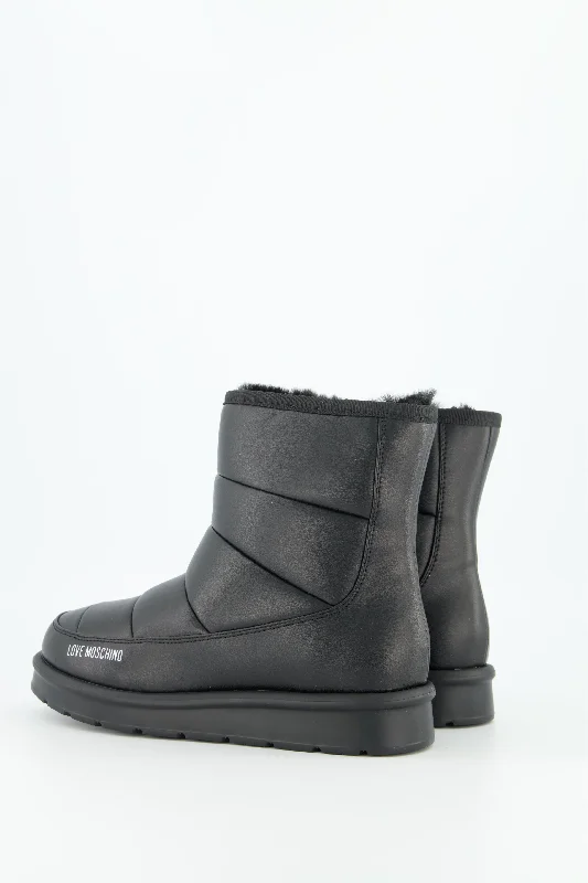 Women's Love Moschino Black Quilted Boot